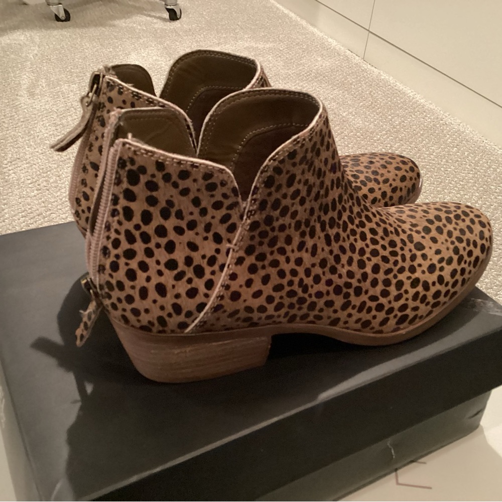 Michael Shannon leopard booties sz 10 NIB